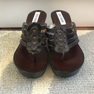 Casual Steve Madden Brown Leather Wedges